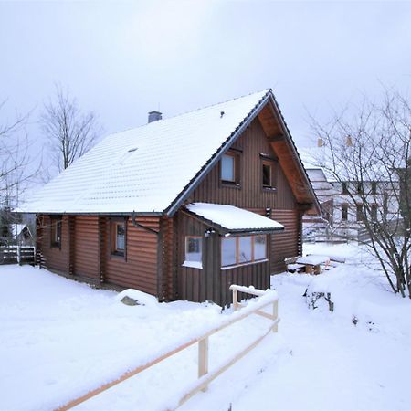 Oybiner Blockhaus Und Ferienwohnungen Hain  المظهر الخارجي الصورة